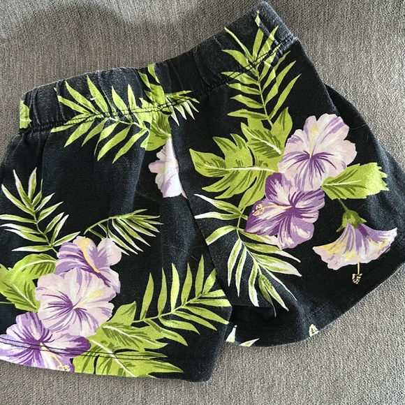 Girls Tropical Shorts - Picture 2 of 2